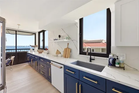 5380 N Ocean Drive Singer Island FL 33404