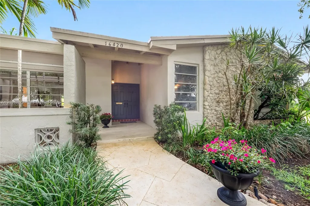 16420 SW 81st Avenue Palmetto Bay FL 33157