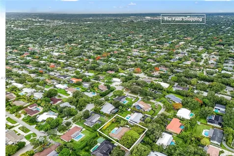 16420 SW 81st Avenue Palmetto Bay FL 33157