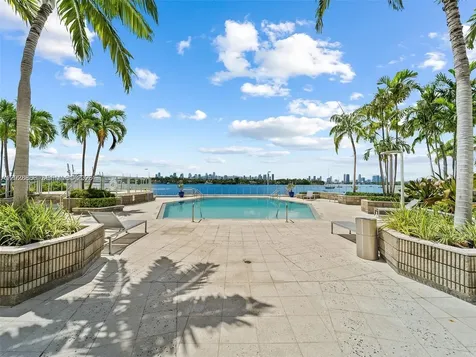 800 West Avenue Miami Beach FL 33139