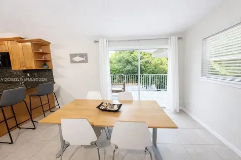 335 Bay View Avenue Key Largo FL 33037