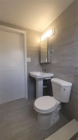 34 E 21st Street Hialeah FL 33010