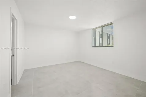 10090 NW 80th Court Hialeah Gardens FL 33016