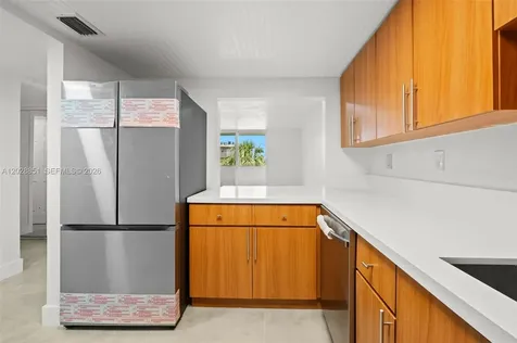 10090 NW 80th Court Hialeah Gardens FL 33016