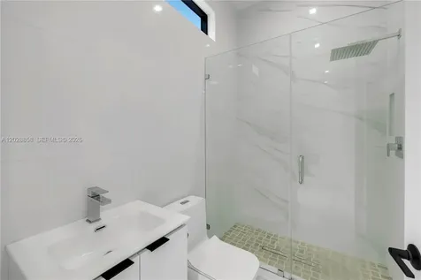152 NW 165th Street Miami FL 33169