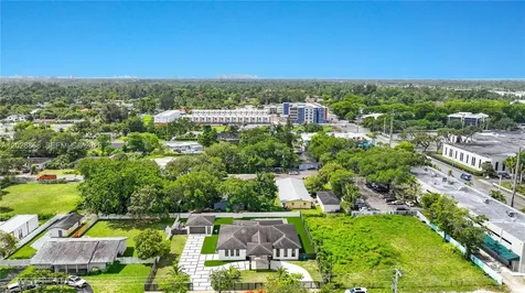 152 NW 165th Street Miami FL 33169