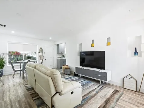 236 NW 42nd Street Miami FL 33127