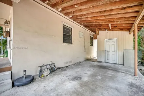 130 NE 171st Terrace Miami FL 33162