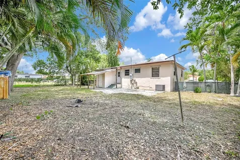 130 NE 171st Terrace Miami FL 33162