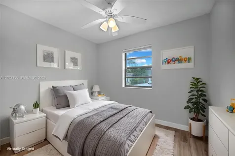 130 NE 171st Terrace Miami FL 33162