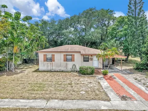 130 NE 171st Terrace Miami FL 33162