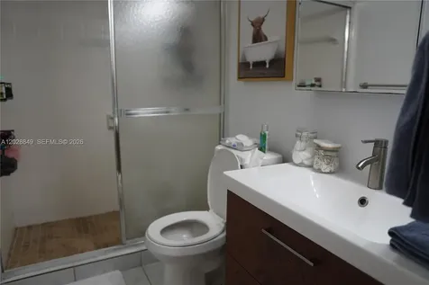 453 Lakeview Drive Weston FL 33326