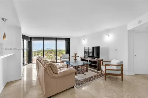 2000 Towerside Terrace Miami FL 33138