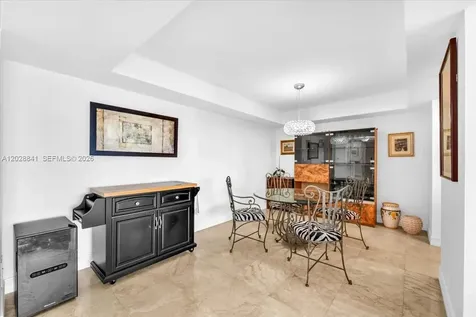 2000 Towerside Terrace Miami FL 33138