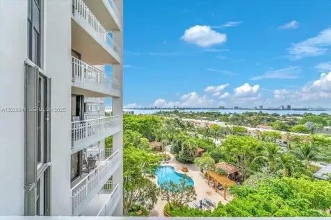 2000 Towerside Terrace Miami FL 33138