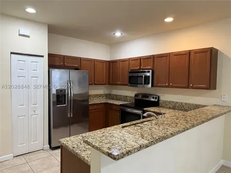 8923 W 35th Avenue Hialeah FL 33018