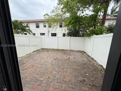 8923 W 35th Avenue Hialeah FL 33018
