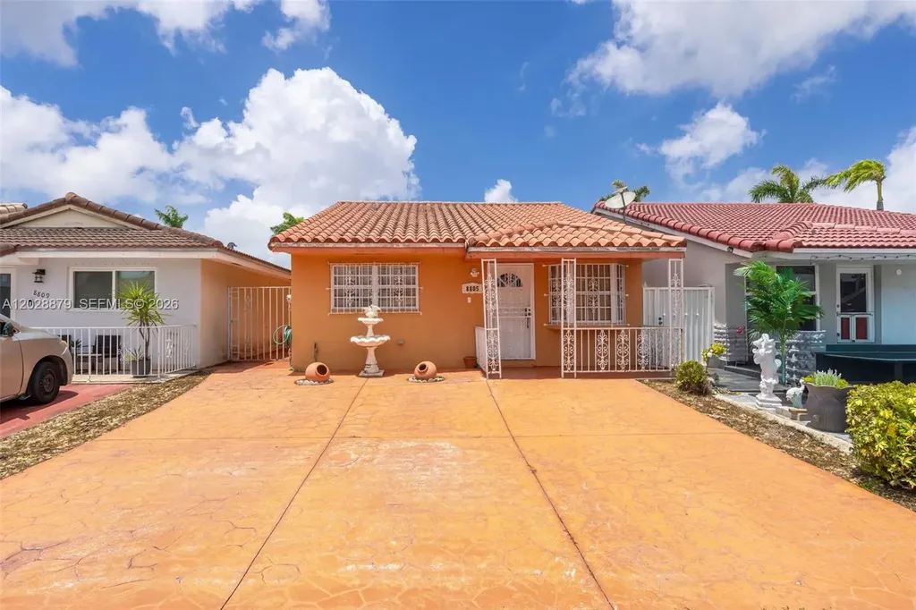8805 NW 114th Terrace Hialeah Gardens FL 33018