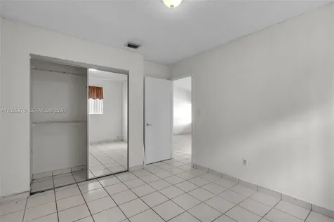 8805 NW 114th Terrace Hialeah Gardens FL 33018