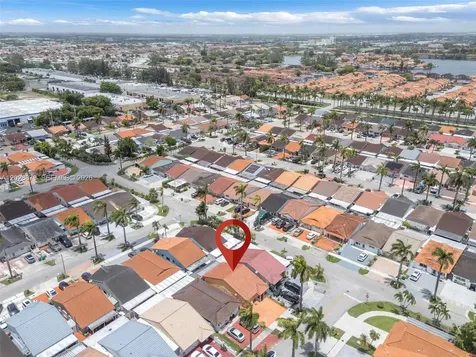 8805 NW 114th Terrace Hialeah Gardens FL 33018