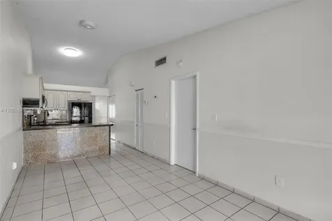 8805 NW 114th Terrace Hialeah Gardens FL 33018