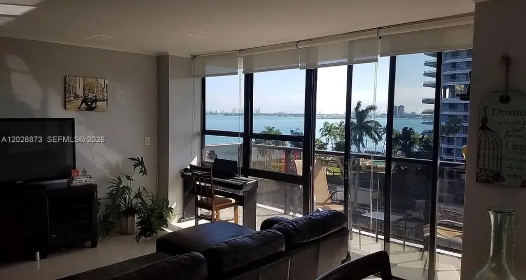 600 NE 36th Street Miami FL 33137
