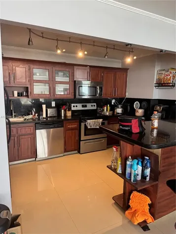 600 NE 36th Street Miami FL 33137