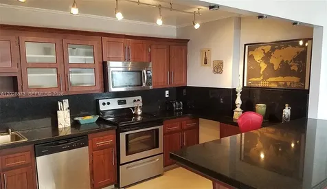 600 NE 36th Street Miami FL 33137