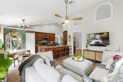 10900 NW 18th Court Plantation FL 33322