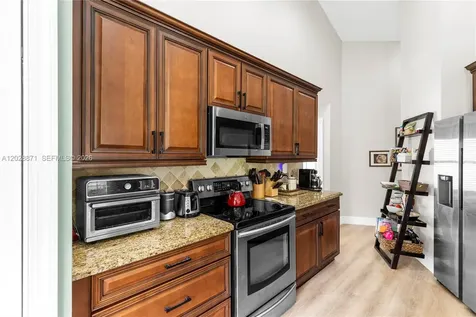 10900 NW 18th Court Plantation FL 33322