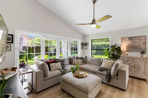 10900 NW 18th Court Plantation FL 33322