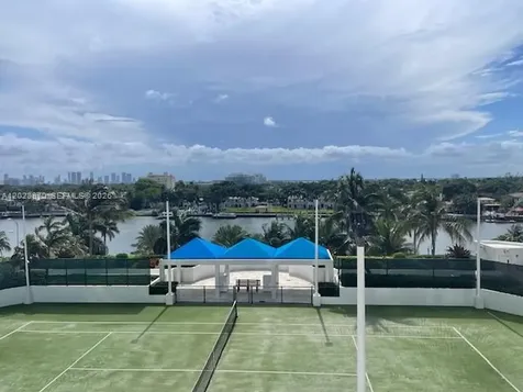 4779 Collins Avenue Miami Beach FL 33140