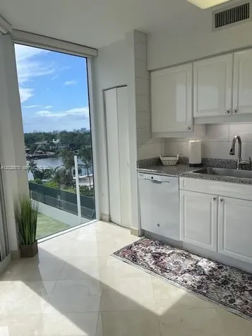 4779 Collins Avenue Miami Beach FL 33140