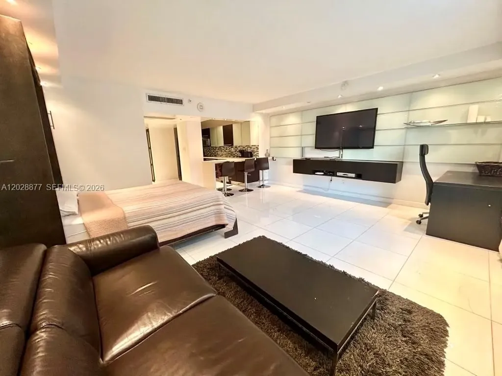 100 Lincoln Road Miami Beach FL 33139