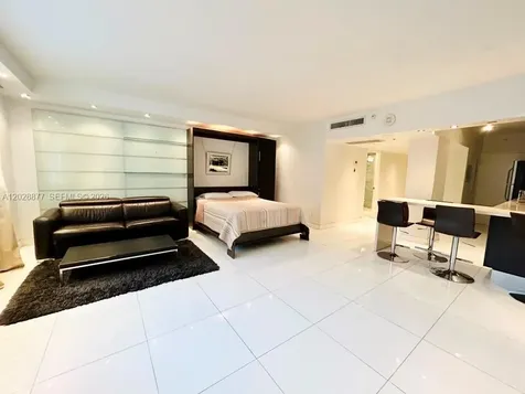 100 Lincoln Road Miami Beach FL 33139