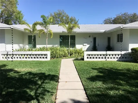 9121 SW 85th Street Miami FL 33173