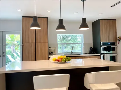 9121 SW 85th Street Miami FL 33173