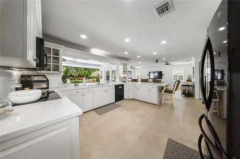 15351 SW 146th Street Miami FL 33196