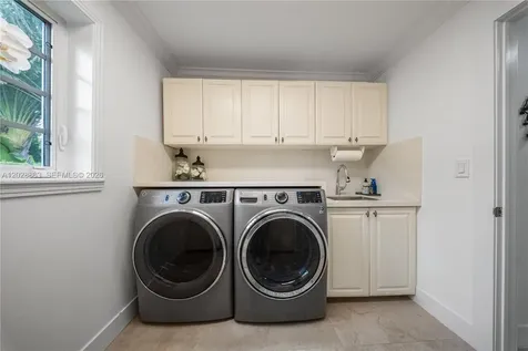 15351 SW 146th Street Miami FL 33196