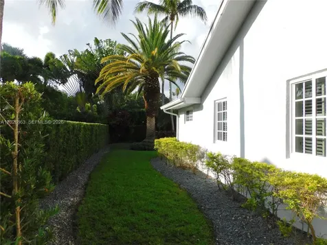 15351 SW 146th Street Miami FL 33196
