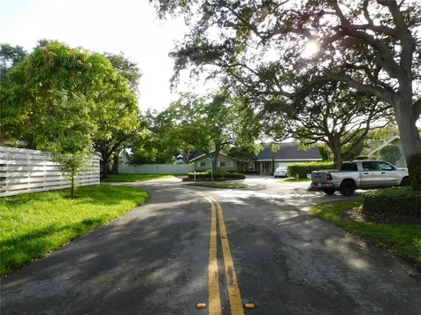 15351 SW 146th Street Miami FL 33196
