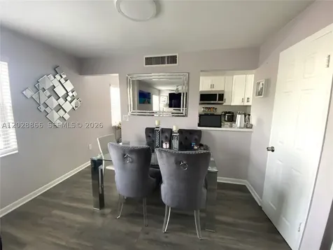 1570 W 46th Street Hialeah FL 33012