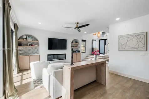 641 NW 158th Avenue Pembroke Pines FL 33028