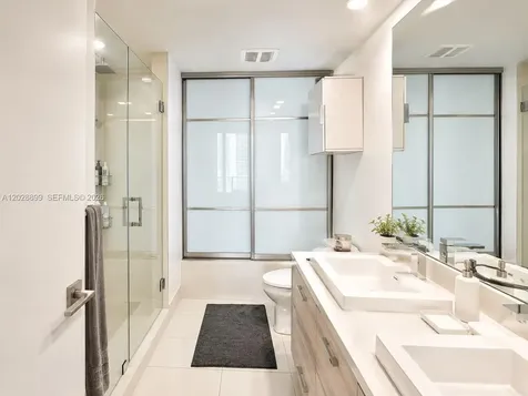 45 SW 9th Street Miami FL 33130