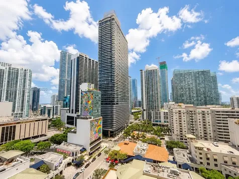 45 SW 9th Street Miami FL 33130