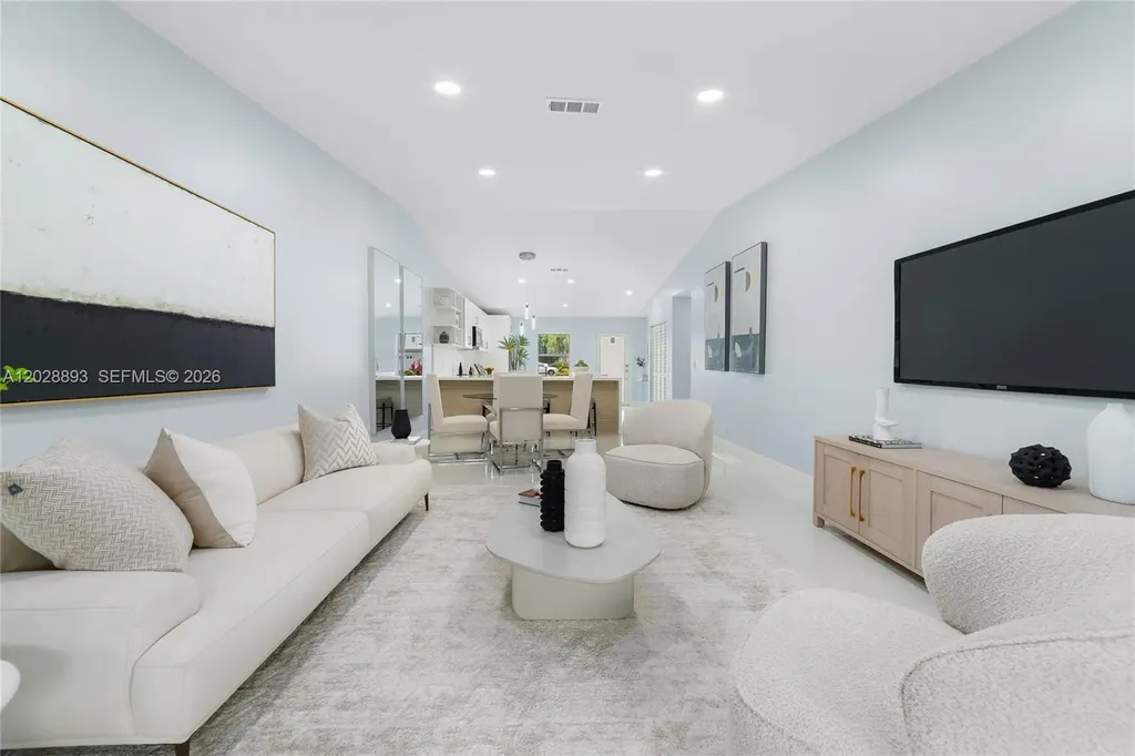 18555 Egret Way Boca Raton FL 33496