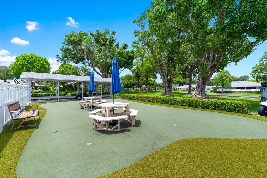 18555 Egret Way Boca Raton FL 33496