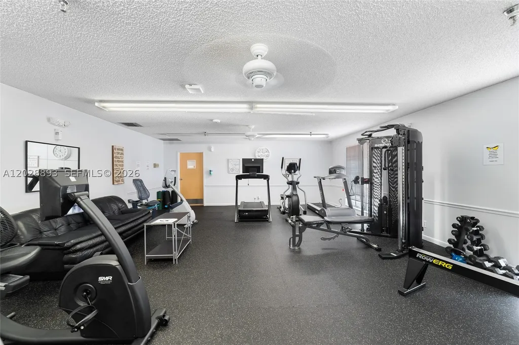 18555 Egret Way Boca Raton FL 33496