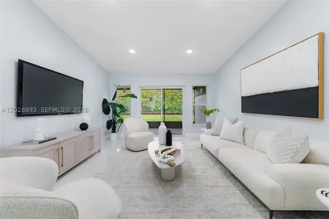 18555 Egret Way Boca Raton FL 33496