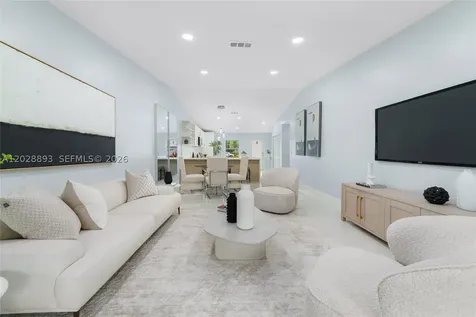 18555 Egret Way Boca Raton FL 33496